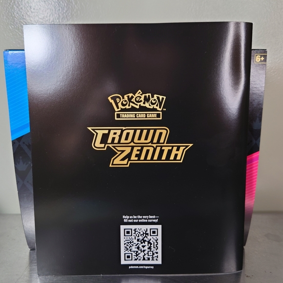 Crown Zenith Pokemon Lot - Pokemon Trading Card Binder & Stickers - Picture 4 of 7